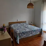Charming Flat Close To The 아파트 *