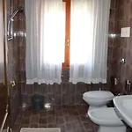 아파트 Charming Flat Close To The 카오를레